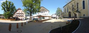 Marktplatz Thalgau, es ist angerichtet.jpg