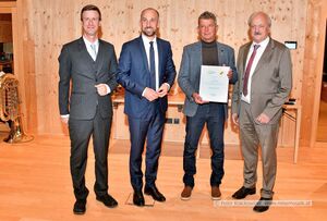2025 10 16 Ehrungen Stadtgemeinde Neumarkt Georg Lindner.jpg