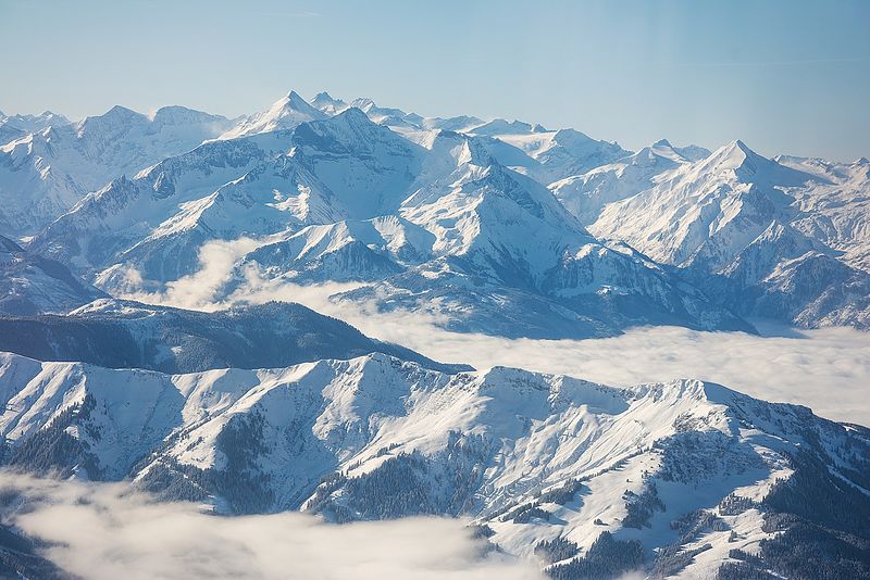 Datei:Hohe Tauern Zeller Becken.jpg
