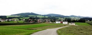 Oberhofen von Norden.jpg
