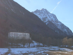 Staufeneck und staufen.jpg