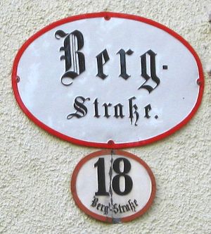 Bergstraße Straßenschild.JPG