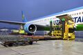 Uzbekistan Airlines brachte medizinisches Material 10.jpg