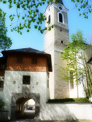 Stadtpfarrkirche Neumarkt.jpg