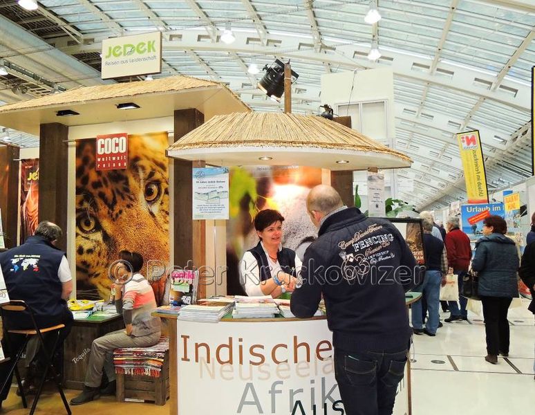 Datei:Jedek Reisen Linzer Ferienmesse.jpg