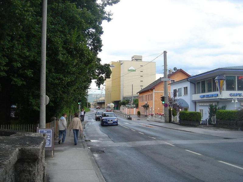 Datei:Itzlinger Hauptstraße 4.jpg