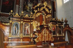 Kapuzinerkloster Klosterkirche Hauptaltar.jpg