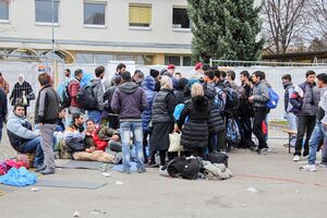 Camp Asfinag Shuttlebus Autobahnmeisterei 03.jpg