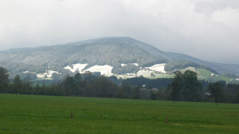 Datei:Wintereinbruch am irrsberg 14.10.09.jpg