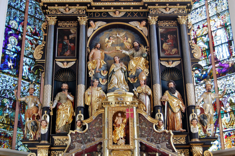 Datei:Viel Kirchengeschichte vereinigt.jpg