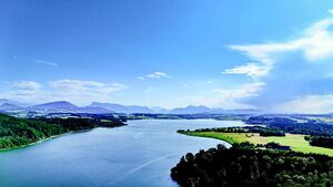 Wallersee Drohnenaufnahmen Sommer 2025 01.jpg