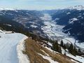 Links Wildkogelrodelbahn, rechts Salzachtal.jpg