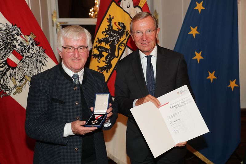 Datei:Max Gurtner Ehrenzeichen Tourismus.jpg