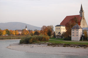 Stiftskirche Laufen im Salzachknie.jpg