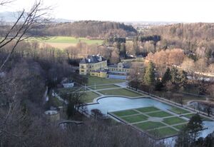 Ausblick vom Monatsschlössl auf Hellbrunn.jpg