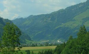 Blick auf Rauris.jpg