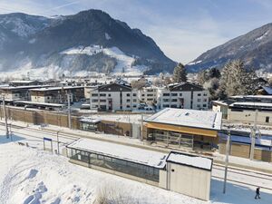 Haltestelle Maishofen-Saalbach Bahnhof 2025 01.jpg