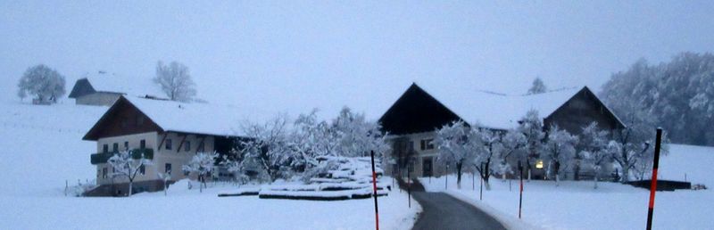 Datei:Bankhamgut, Wiesnerstraße, Eugendorf.jpg