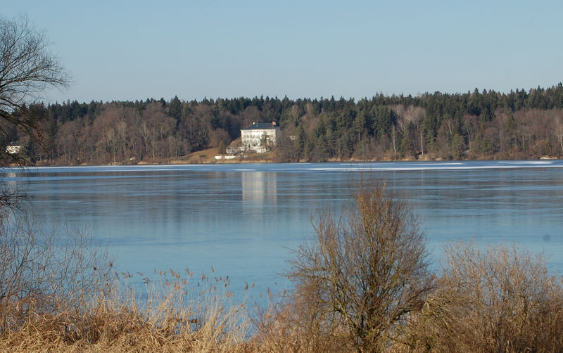 Datei:Schloss Abtsee, westliche Ansicht.jpg