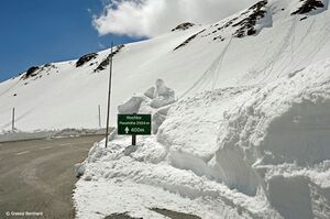 Großglockner Hochalpenstraße Schneeräumung 2016 sonstige 02.jpg