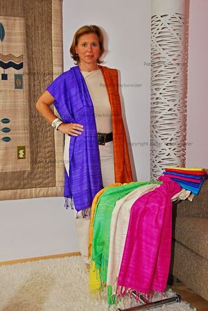 Vilanek Claudia Schals.jpg