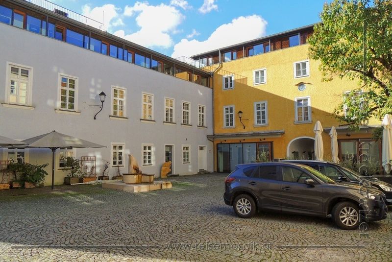 Datei:Bruderhof.jpg