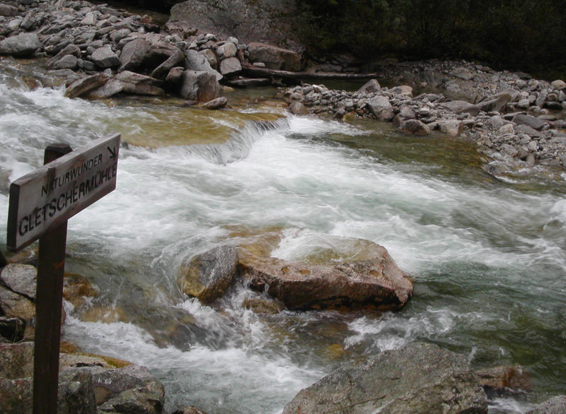 Datei:Gletschermühle im Krimmler Achental.jpg