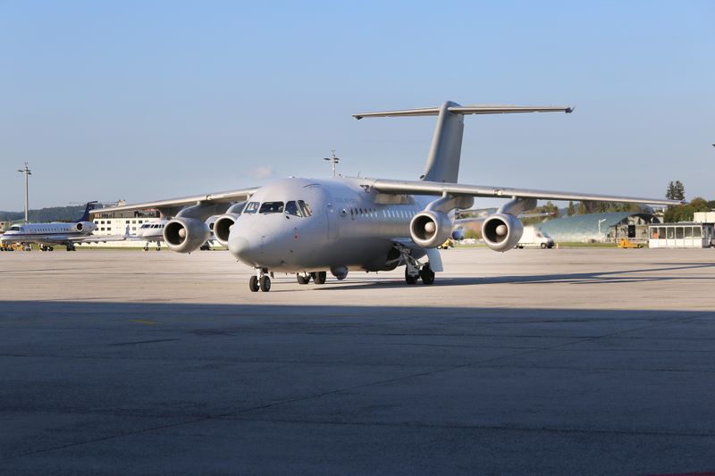 Datei:EU Gipfel Flugzeuge Großbritannien.jpg