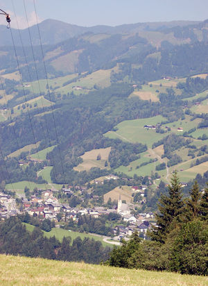 Taxenbach Südostansicht.jpg