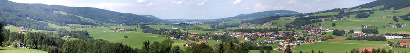 Datei:Tiefgrabenpanorama von Süden.jpg
