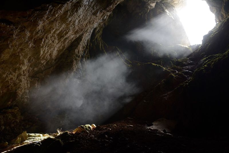 Datei:Kolowratshöhle2 2014.jpg