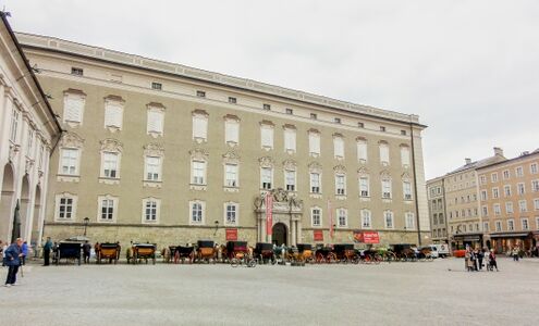 Alte Residenz in Salzburg.jpg