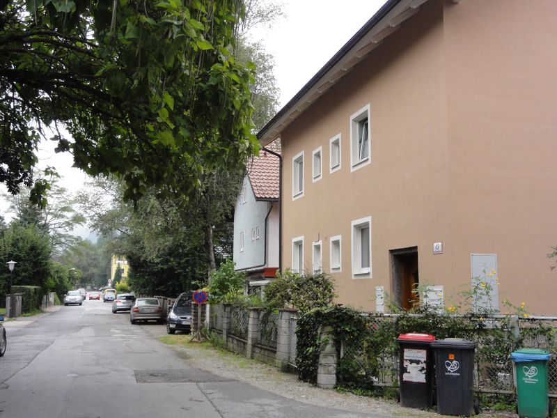Datei:Pauernfeindstraße, Nordseite.jpg