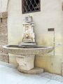 Buergerspital Salzburg Innenhof Wandbrunnen.JPG