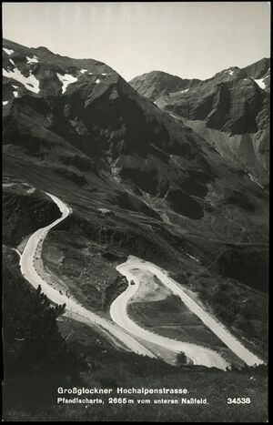 Großglockner Hochalpenstraße unteres Nassfeld Pfandlscharte 1936.jpg
