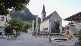 Kirchenplatz (Fuschl am See).jpg