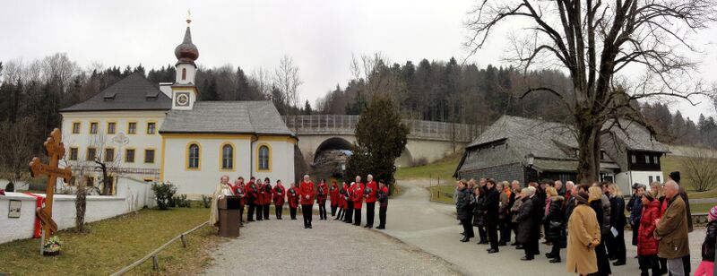 Datei:Bildungswoche Eröffnung Panorama.jpg