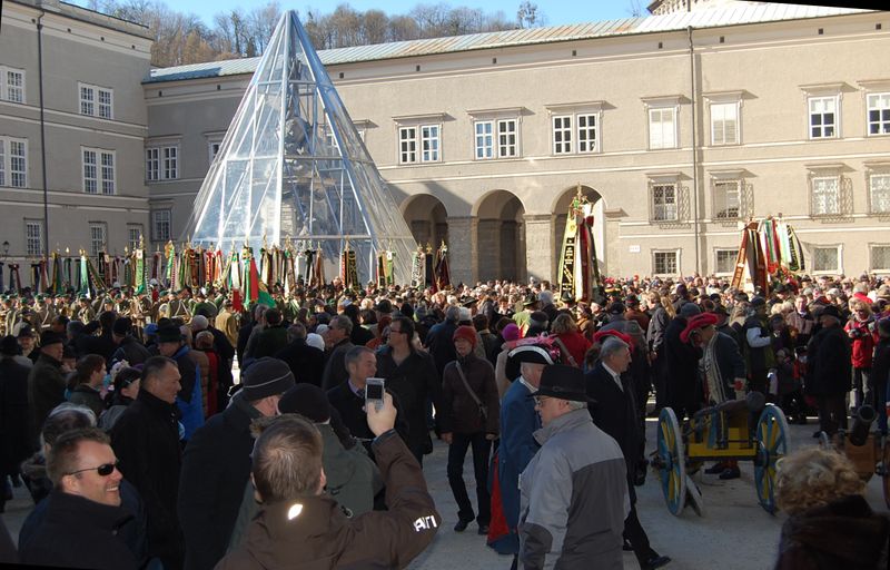 Datei:Domplatz als Festplatz.jpg