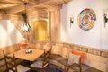 Baharak Pöll Nilu’s portofino – ristorante e pizzeria St. Gilgen 02.JPG