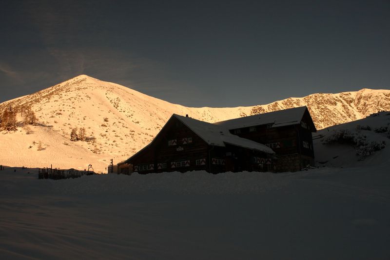 Datei:Südwienerhütte 31185 2014-01-06.jpg