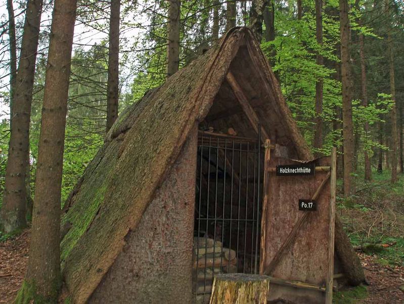 Datei:Freilichtmuseum Holzknechthütte.jpg