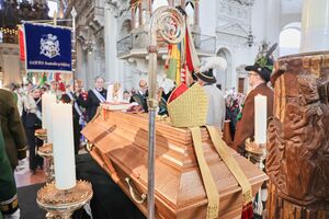 Kothgasser Erzbischof Begräbnisfeierlichkeiten 05.jpg