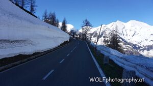 Großglockner Hochalpenstraße Schneeräumung 2021 97.jpg