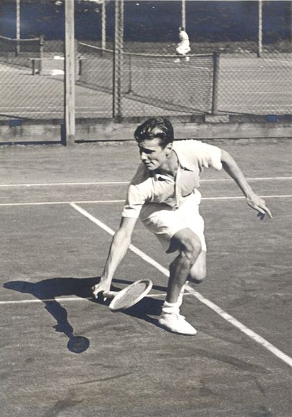 Datei:Michael Stachowitsch 1940er.jpg