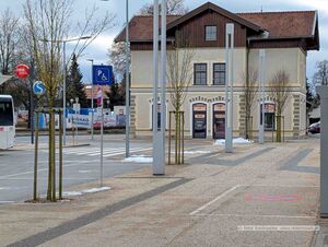 Bäckerei Café Leimüller Bahnhof Neumarkt am Wallersee 03.jpg