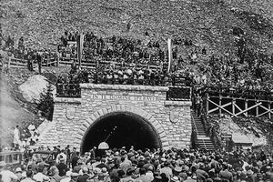 Eröffnung der Großglockner Hochalpenstraße 04.jpg