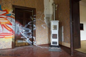 Guggenthal Vandalenakte Villa Weickl innen 01.jpg
