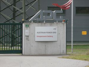Umspannwerk Salzburg, Eingang.JPG