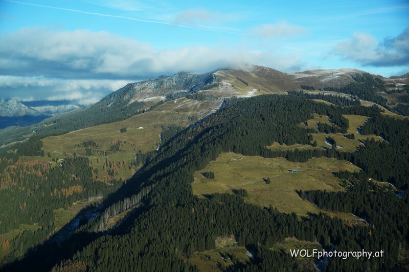 Datei:Schwalbenwand Dientener Berge.jpg