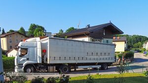 Sportplatzstrasse Neumarkt am Wallersee 03.jpg